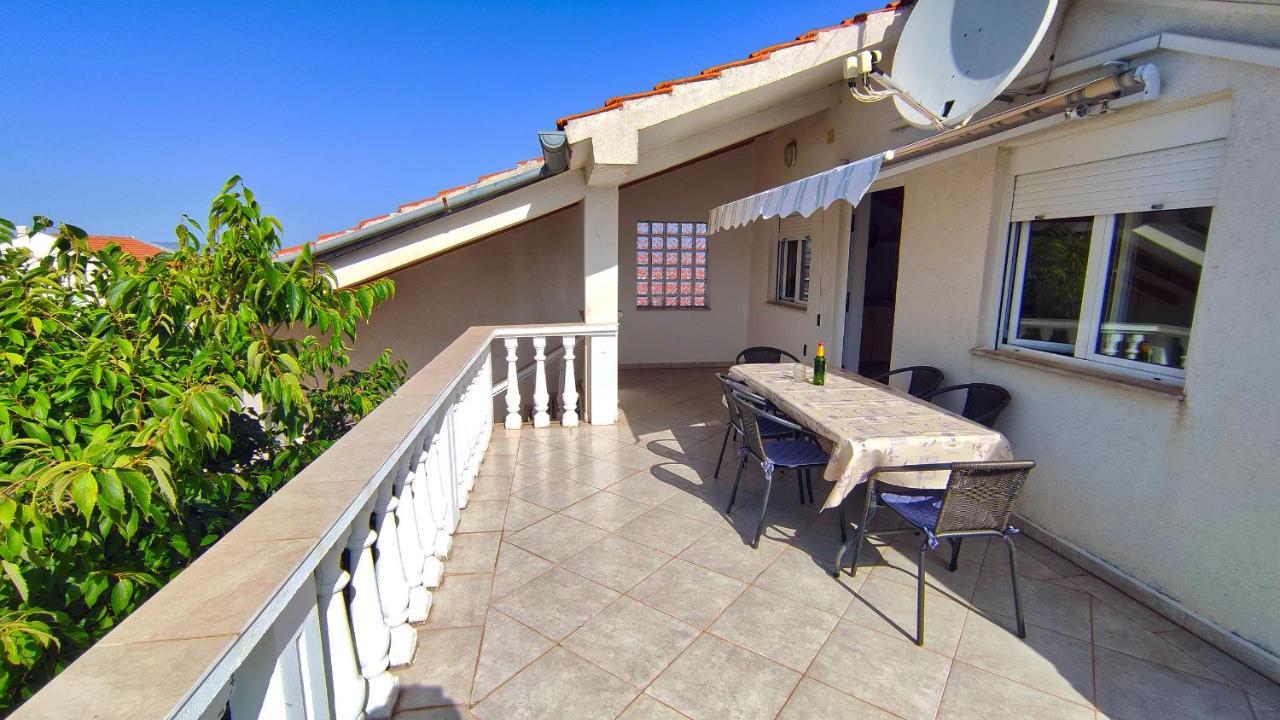 Apartment Amigo Seline Exterior foto
